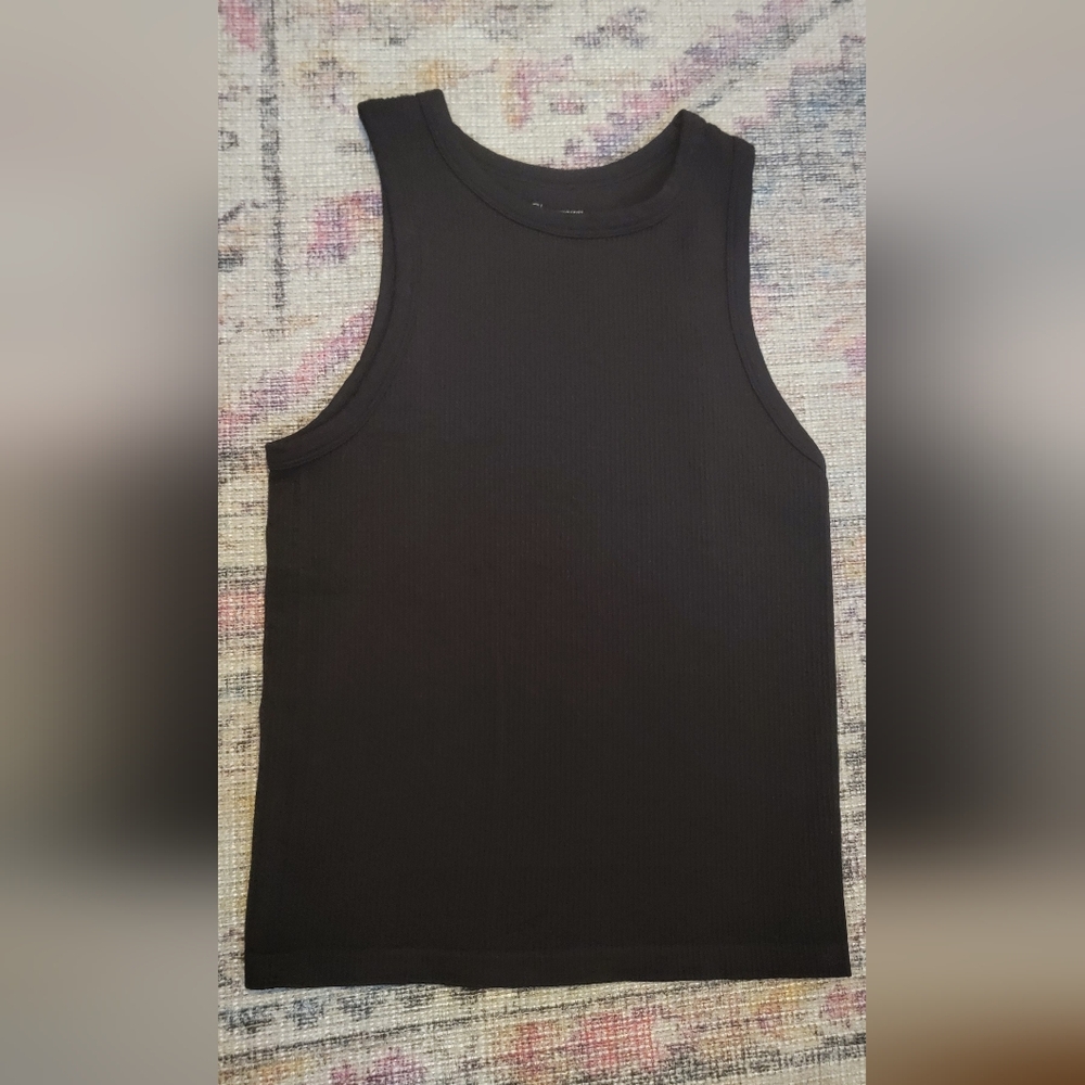 Set (2) 1 Black & 1 White (NWT) No Boundaries Ribbed Sleeveless Tank Top